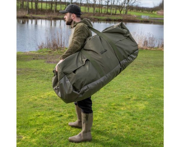 20260.jpg Avid Carp Inflatahouse