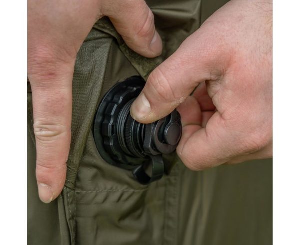 20265.jpg Avid Carp Inflatahouse